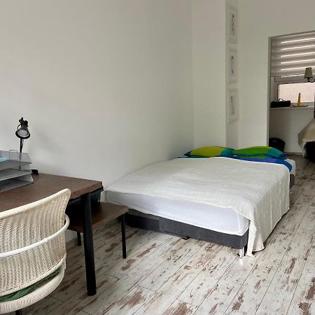 Residence Park Lovely Apartman With Private Parking Kysucke Nove Mesto Exteriör bild
