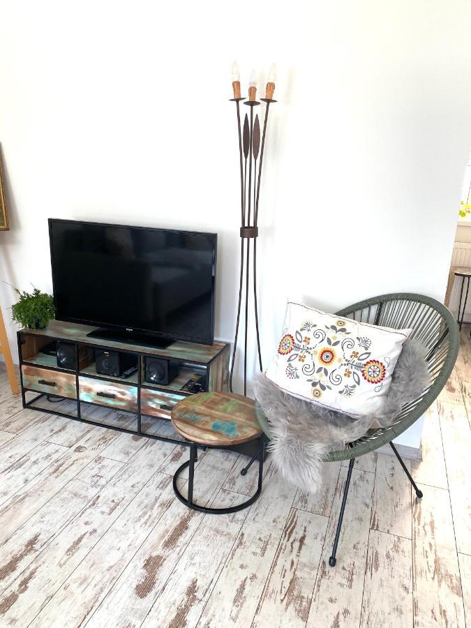 Residence Park Lovely Apartman With Private Parking Kysucke Nove Mesto Exteriör bild